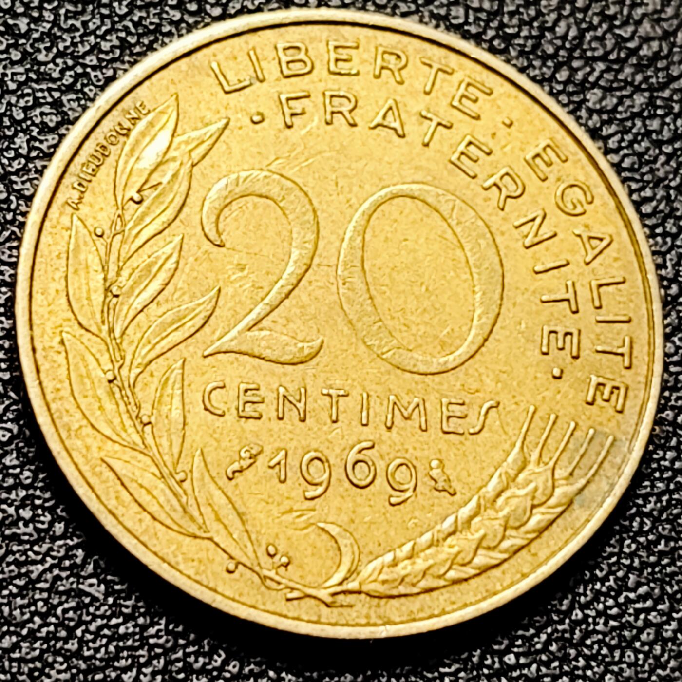 泉币菌-第215场-拍品多 请提前出价（工作最近较忙 发货不及时，望理解） 。