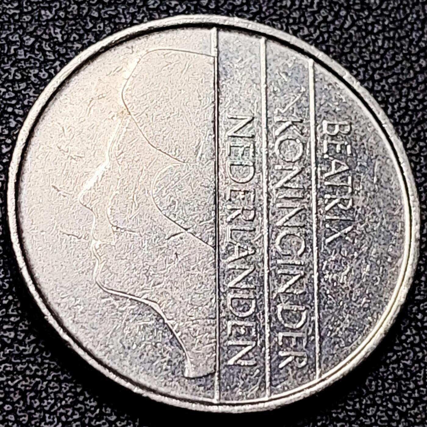 泉币菌-第215场-拍品多 请提前出价（工作最近较忙 发货不及时，望理解） 。