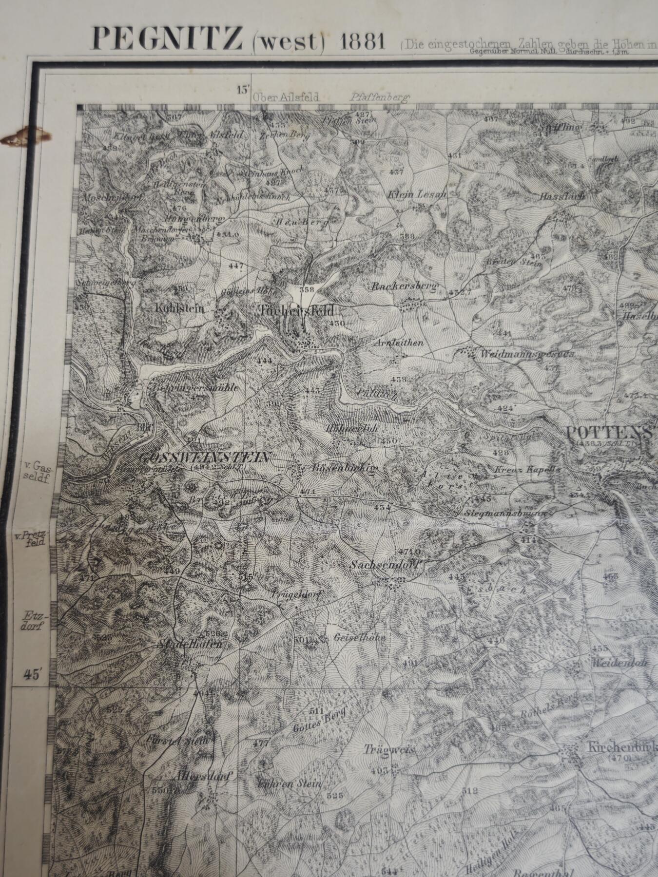 橙子收藏第六期  1881年巴伐利亚 佩格尼茨（西部）地形图  高精度地形图，既承载了19世纪末德国测绘科学的成就，也烙印了纳粹时期的军事扩张痕迹，更见证了二战末期盟军解放南德的历史进程，兼具地理、军事与文物三重价值。   