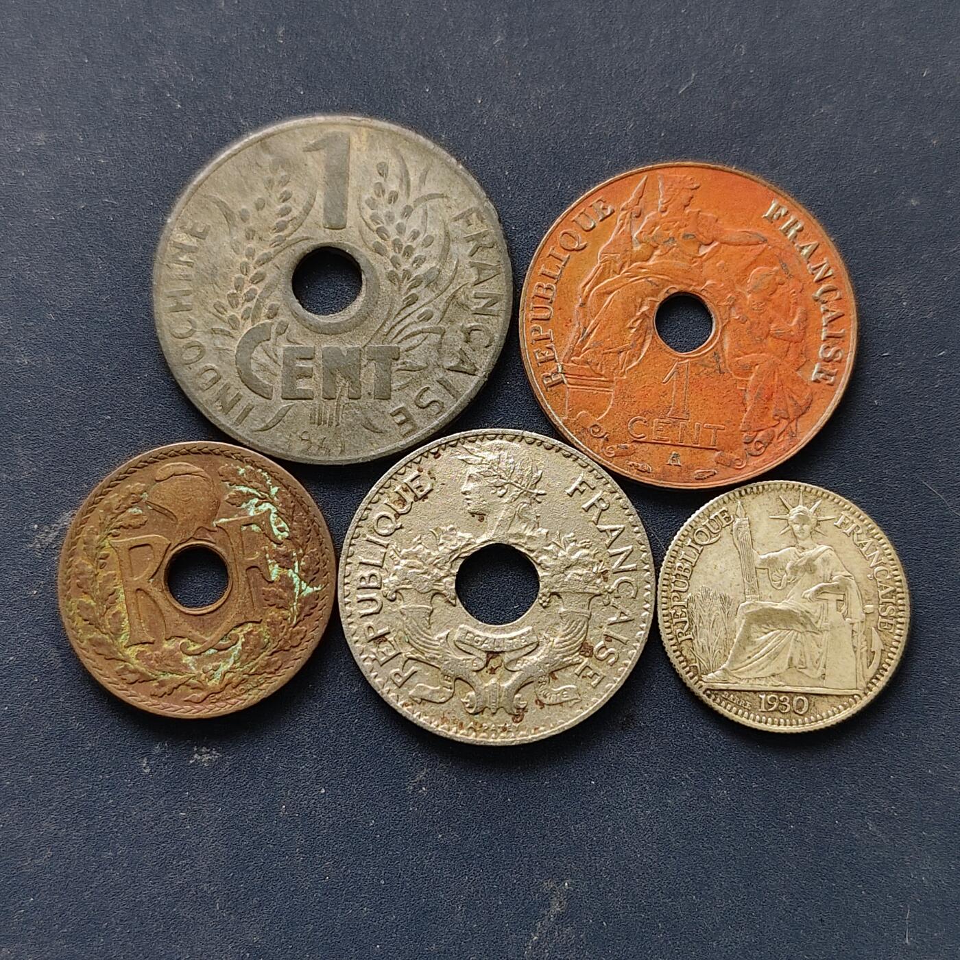 【全场包邮】纯粹捡漏拍514场 法属印支1930-1941年5枚套币-含10分小坐洋银币【19毫米2.7克68%】