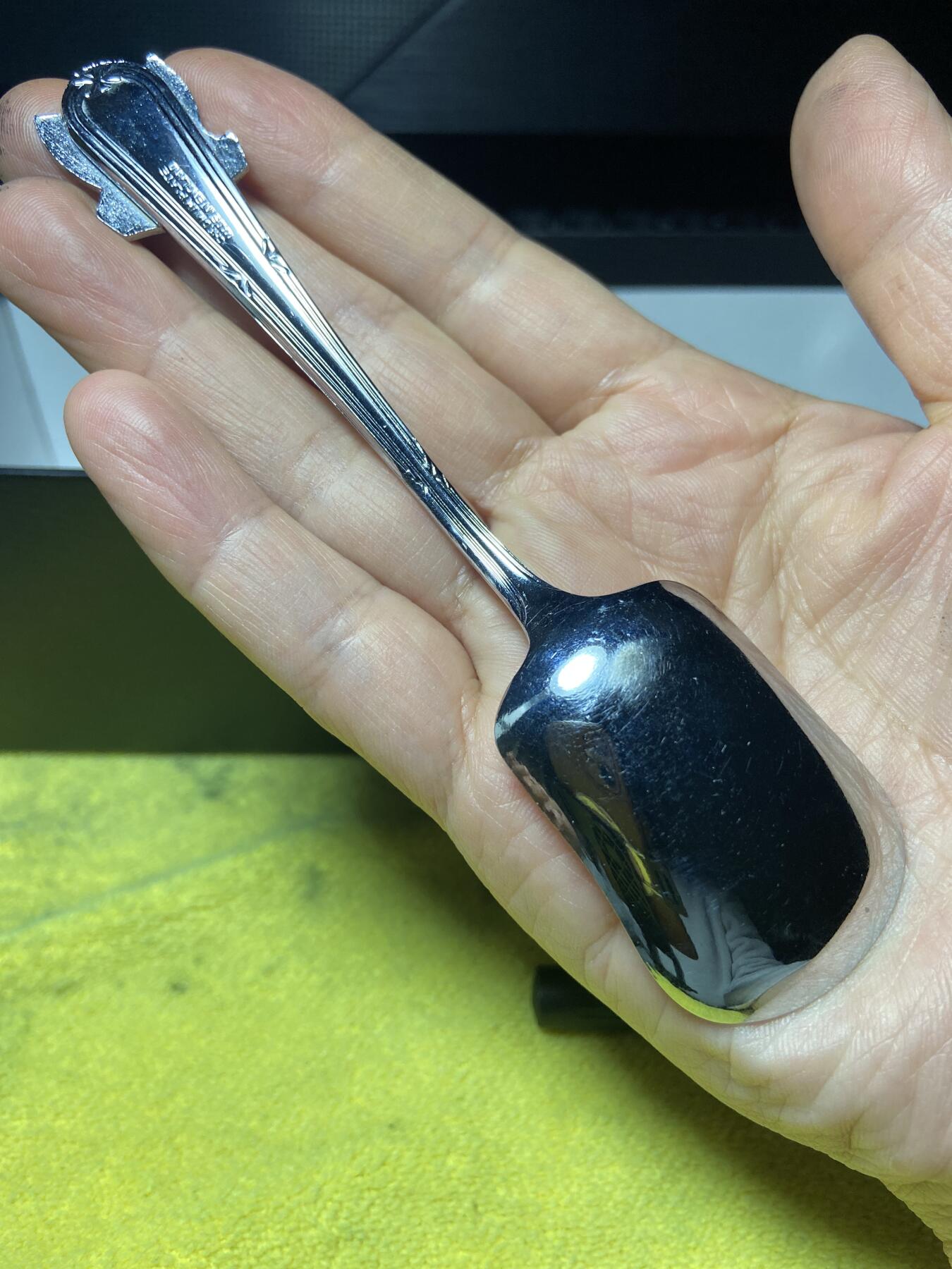 2026年第三十七场(总第二百零六场）德紧纸币特拍场(佣金3%，最低1元) 英属蒙巴萨（MOMBASA）主题珐琅纪念勺