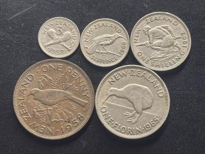 邮泉阁限时拍卖第四十三场（硬币在国外。请付邮费6元。） - 新西兰5枚