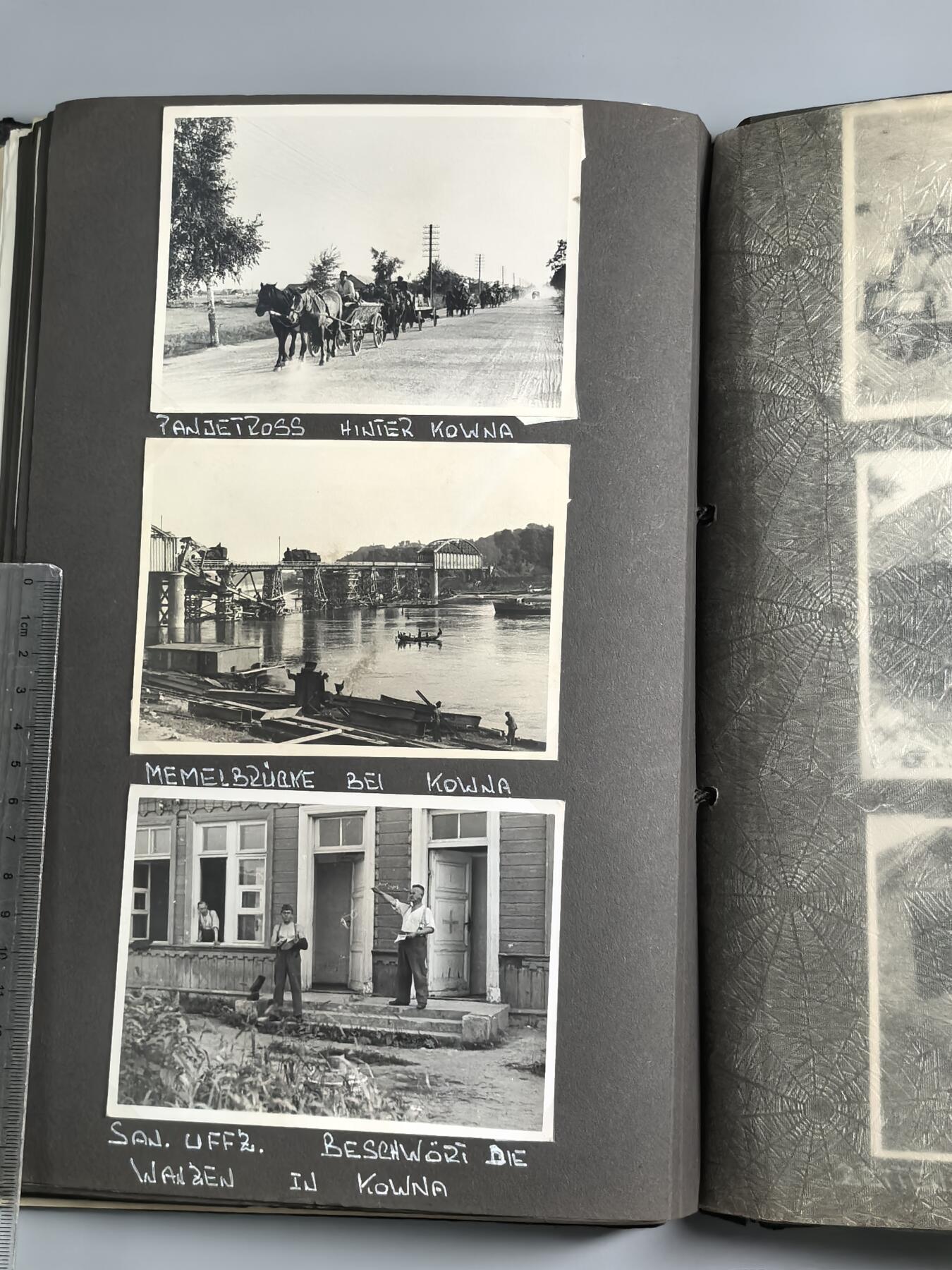 小驴勋章奖章收藏3月21日周六晚六点拍卖（珍爱和平，收藏战争，铭记历史，勿忘国耻，忠党爱国。有偿代拍，送拍规则在简介最后，参拍须阅读规则后再参拍，关系到运费包装发货时效真假辨别等关键信息，拍卖时不再发原图，看大图店主微信码在拍卖店铺介绍里）