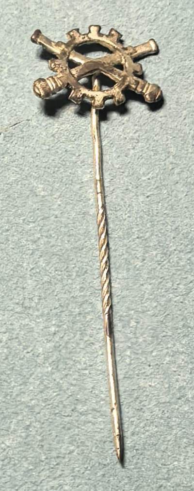 盛世勋华——号角文化勋章邮票专场拍卖第309期 - 德国（一战）炮兵别针