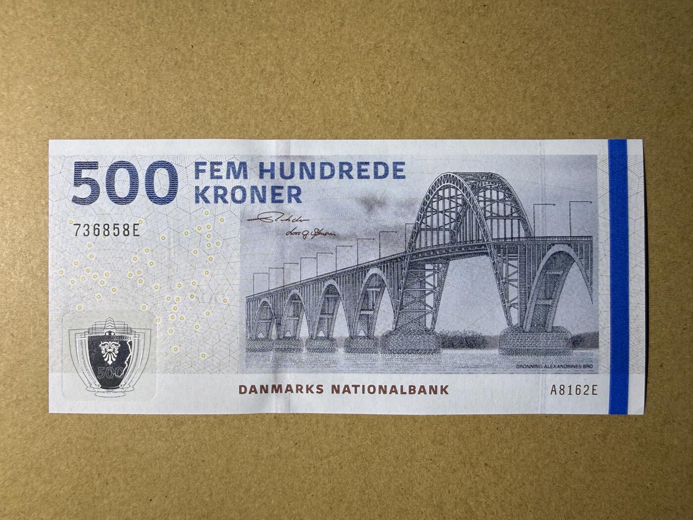 《艾美收藏》第237期-3.22周日外币强钞白金场 丹麦500克朗 UNC 大桥版 无4尾8 与第拍67分的是连号