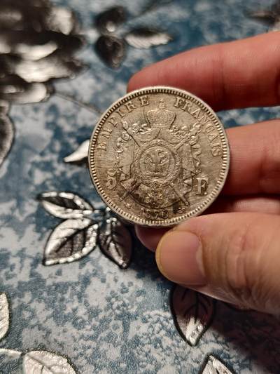 抚柳草堂-第二十六期章牌钱币  奖章勋章 满百包邮 放漏专场 1870法国拿破仑三世5法郎大银币 重24.9g 淡淡的黄油包浆状态不错