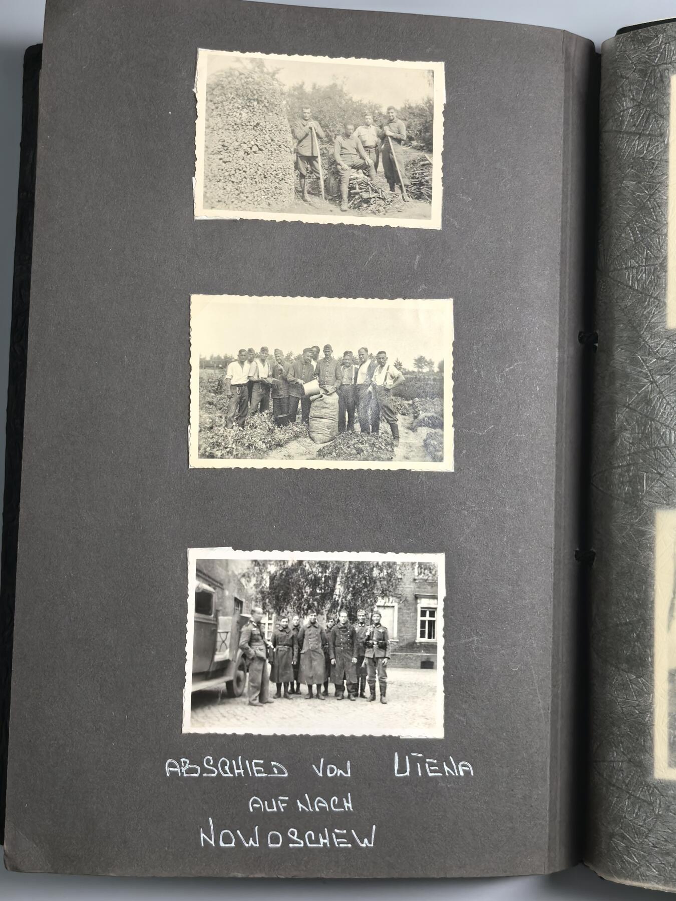 小驴勋章奖章收藏3月21日周六晚六点拍卖（珍爱和平，收藏战争，铭记历史，勿忘国耻，忠党爱国。有偿代拍，送拍规则在简介最后，参拍须阅读规则后再参拍，关系到运费包装发货时效真假辨别等关键信息，拍卖时不再发原图，看大图店主微信码在拍卖店铺介绍里）