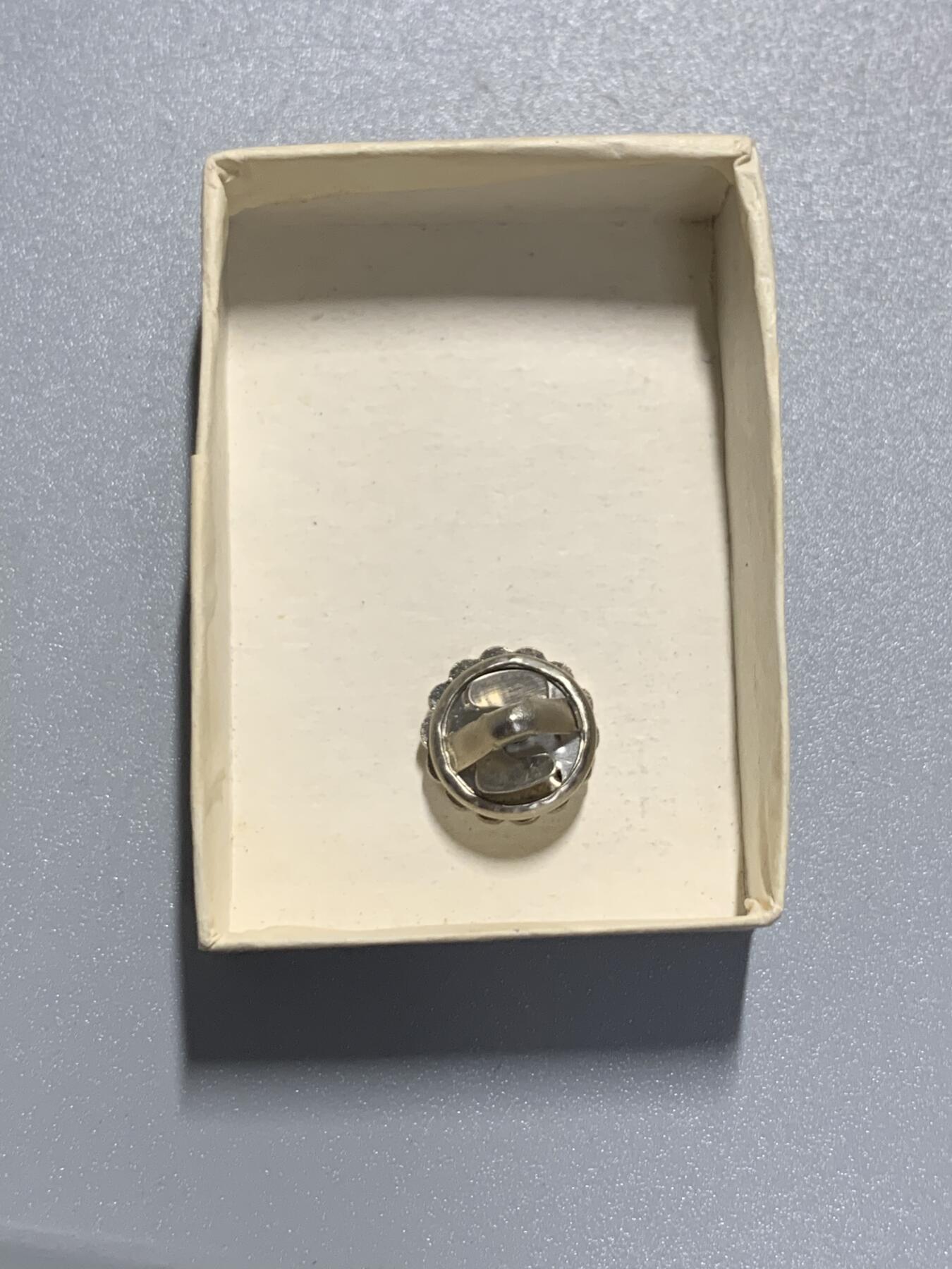 远东徽章小铺3月22日周日晚上9点结束 自民党党员章