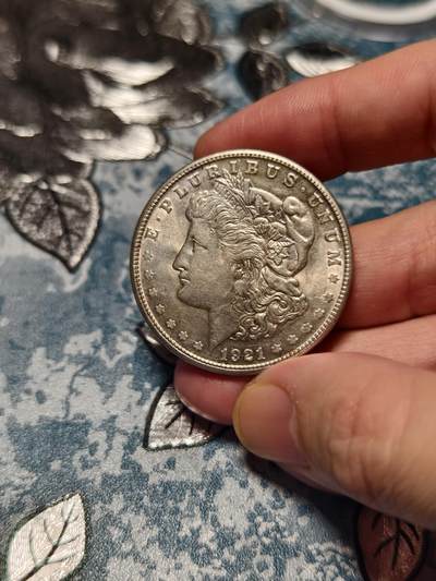 抚柳草堂-第二十六期章牌钱币  奖章勋章 满百包邮 放漏专场 1921美国摩根1美元大银币 重26.8g 状态非常好底板丝滑压力十足细节也很棒 几乎没有磨损