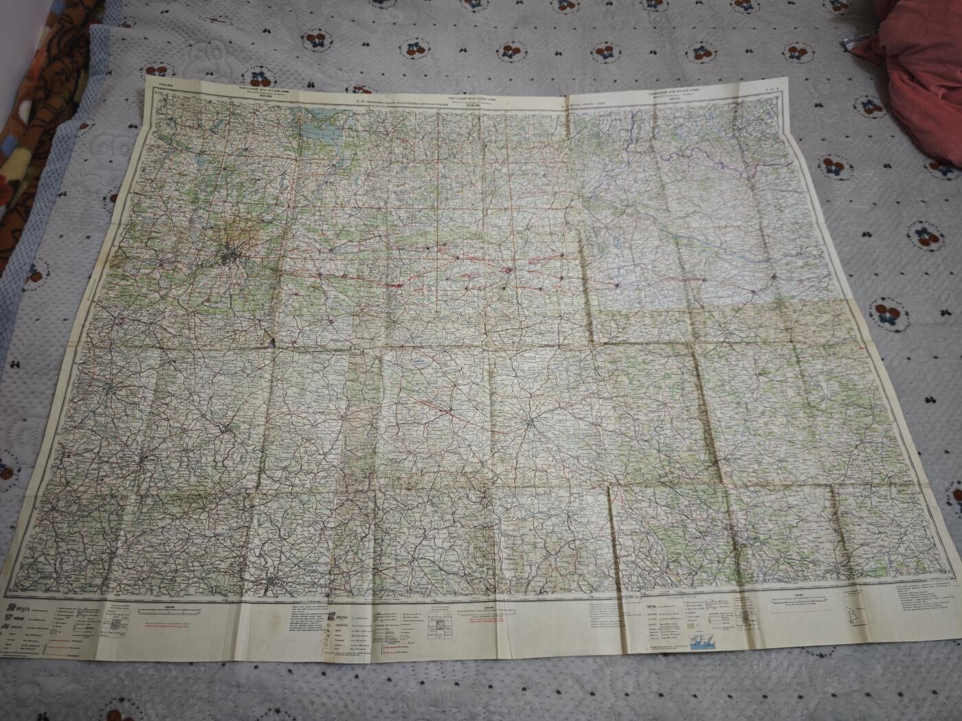 橙子收藏第六期 (极珍，镇馆级别）1940年苏联红军总参谋部柏林攻势实战军用地图｜带原始战术标记 ，完整记录了从波兰基地到柏林的进攻路线，是二战欧洲战场收官阶段、纳粹德国覆灭的核心见证，也是研究苏军战略战术的一手资料。 二战纳粹覆灭直接实物。