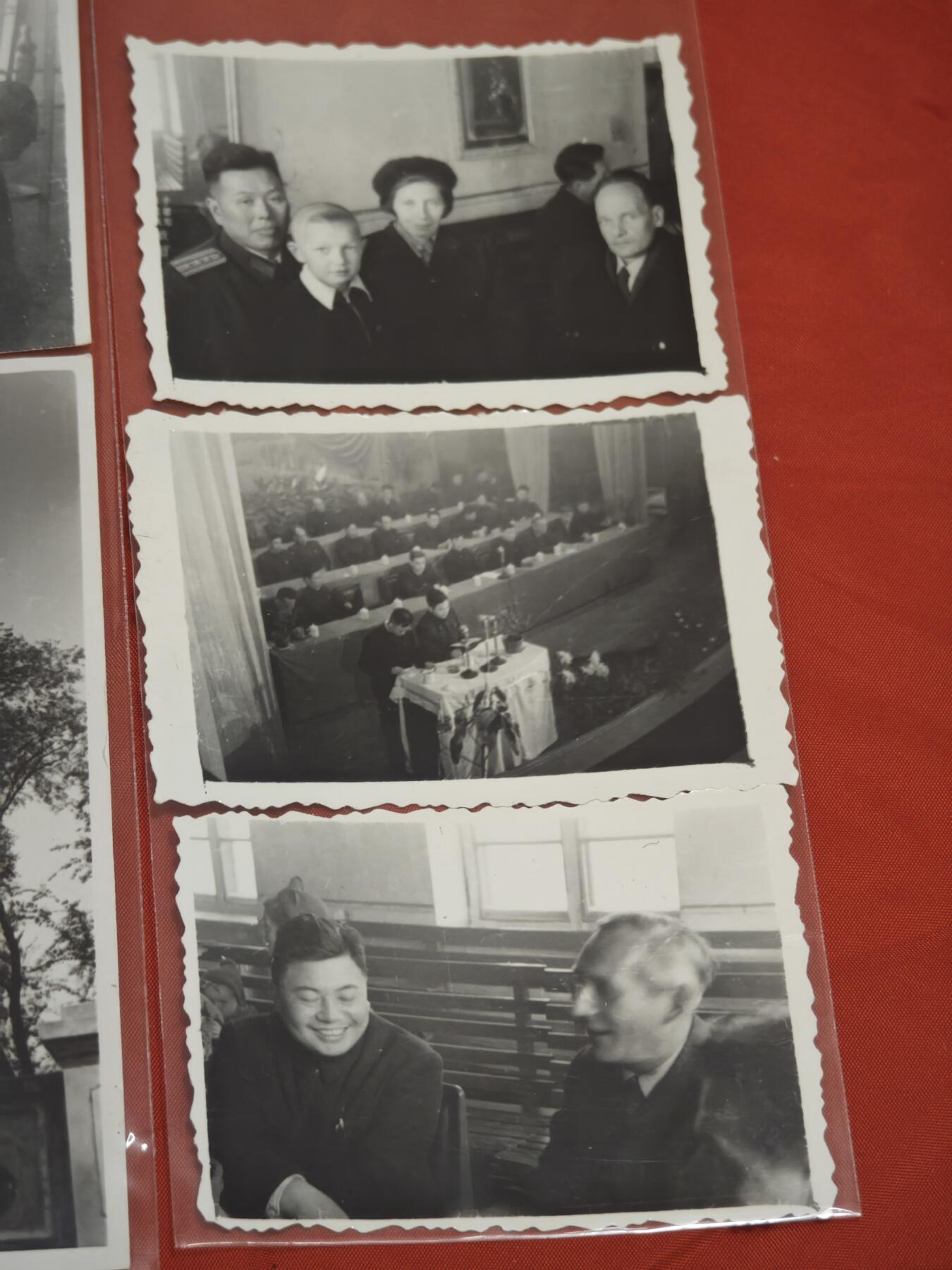 橙子收藏第六期  这是一组1957年中苏友好黄金时期的私人老照片与亲笔手札，林华和М. М-рин好友。是冷战初期中苏两国民间深度交往的鲜活实物见证，兼具史料价值与人文温度，为研究50年代中苏民间交流提供了珍贵的一手素材。