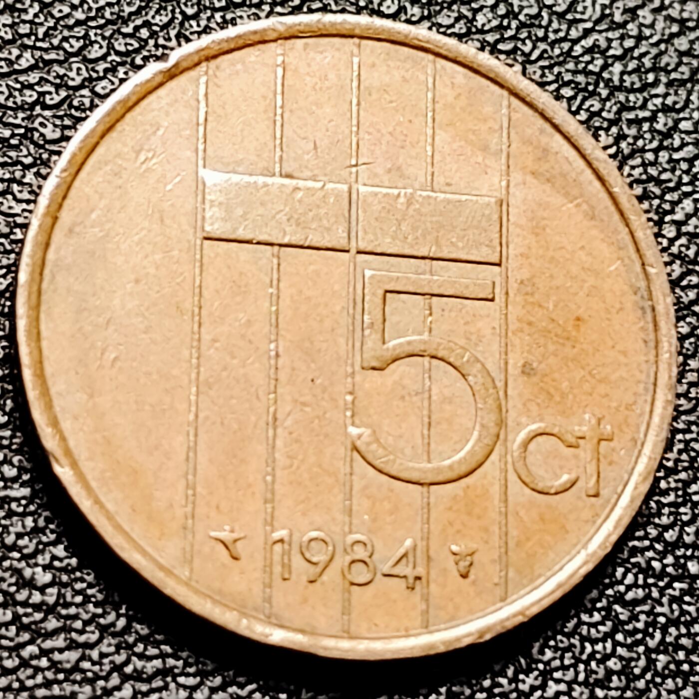 泉币菌-第215场-拍品多 请提前出价（工作最近较忙 发货不及时，望理解） 。