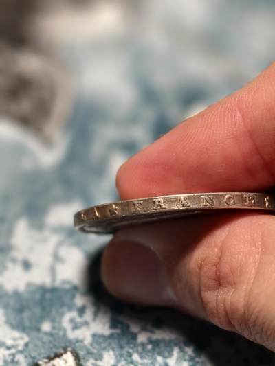 抚柳草堂-第二十六期章牌钱币  奖章勋章 满百包邮 放漏专场 1870法国拿破仑三世5法郎大银币 重24.9g 淡淡的黄油包浆状态不错