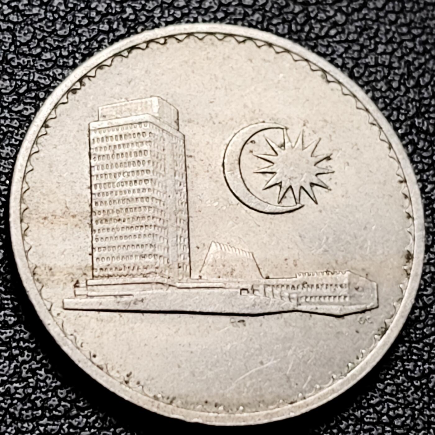 泉币菌-第215场-拍品多 请提前出价（工作最近较忙 发货不及时，望理解） 。