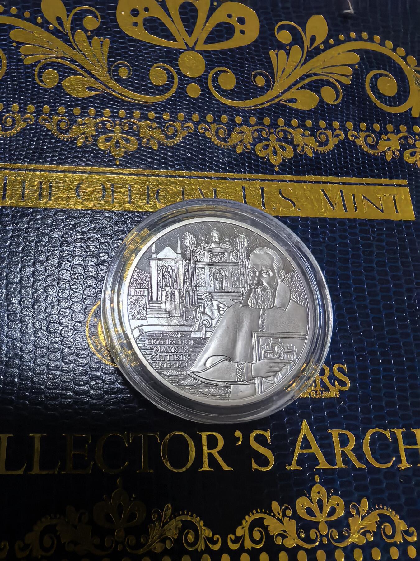 长老汇马年精选第十二场拍卖 2004奥地利海尔布鲁恩罗马戏院10欧元精制银币，17.5克925银