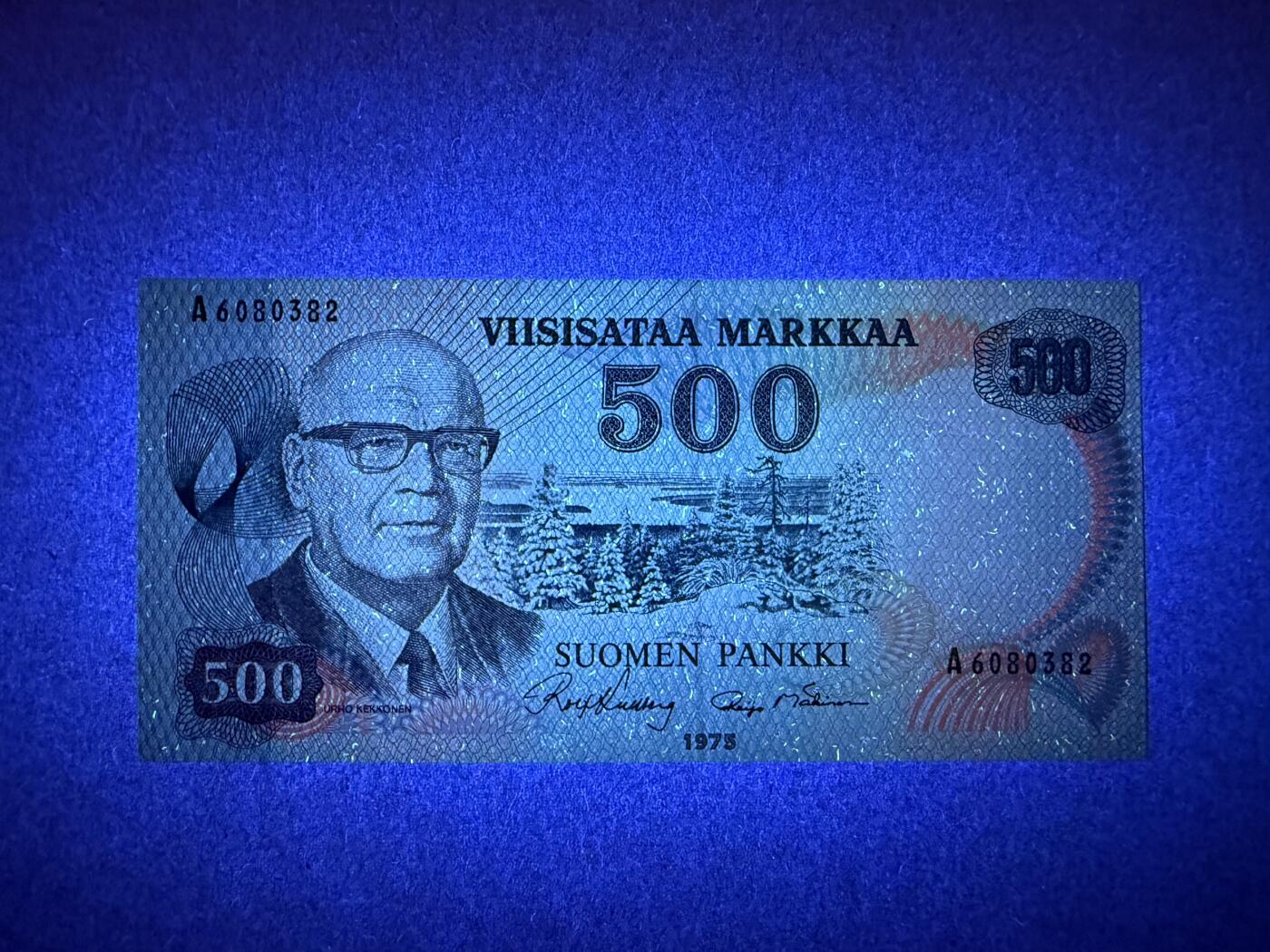 《艾美收藏》第237期-3.22周日外币强钞白金场 芬兰500马克 UNC 1975年 芬兰历史上极具影响力的总统吉科宁 稀少版本 A冠无47