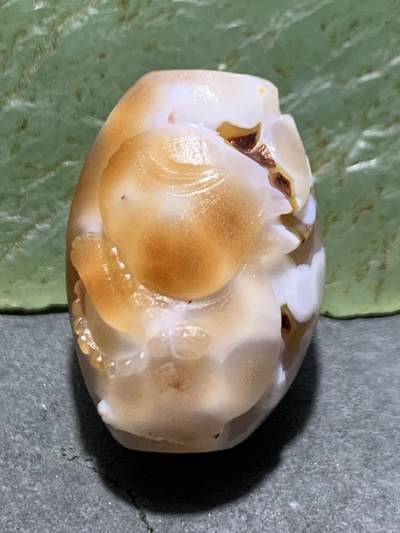 精美亚光高玉化气泡纹战国红玛瑙手工俏色巧雕玉兔勒子一颗！ - 精美亚光高玉化气泡纹战国红玛瑙手工俏色巧雕玉兔勒子一颗！