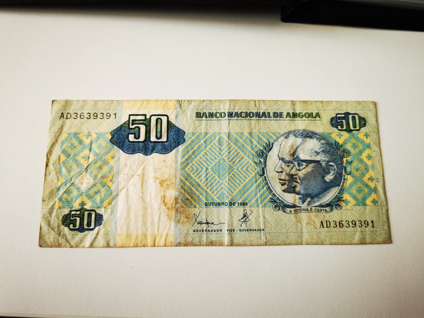 零零发流通品外国纸币拍卖 无佣金 安哥拉50较少，有裂口