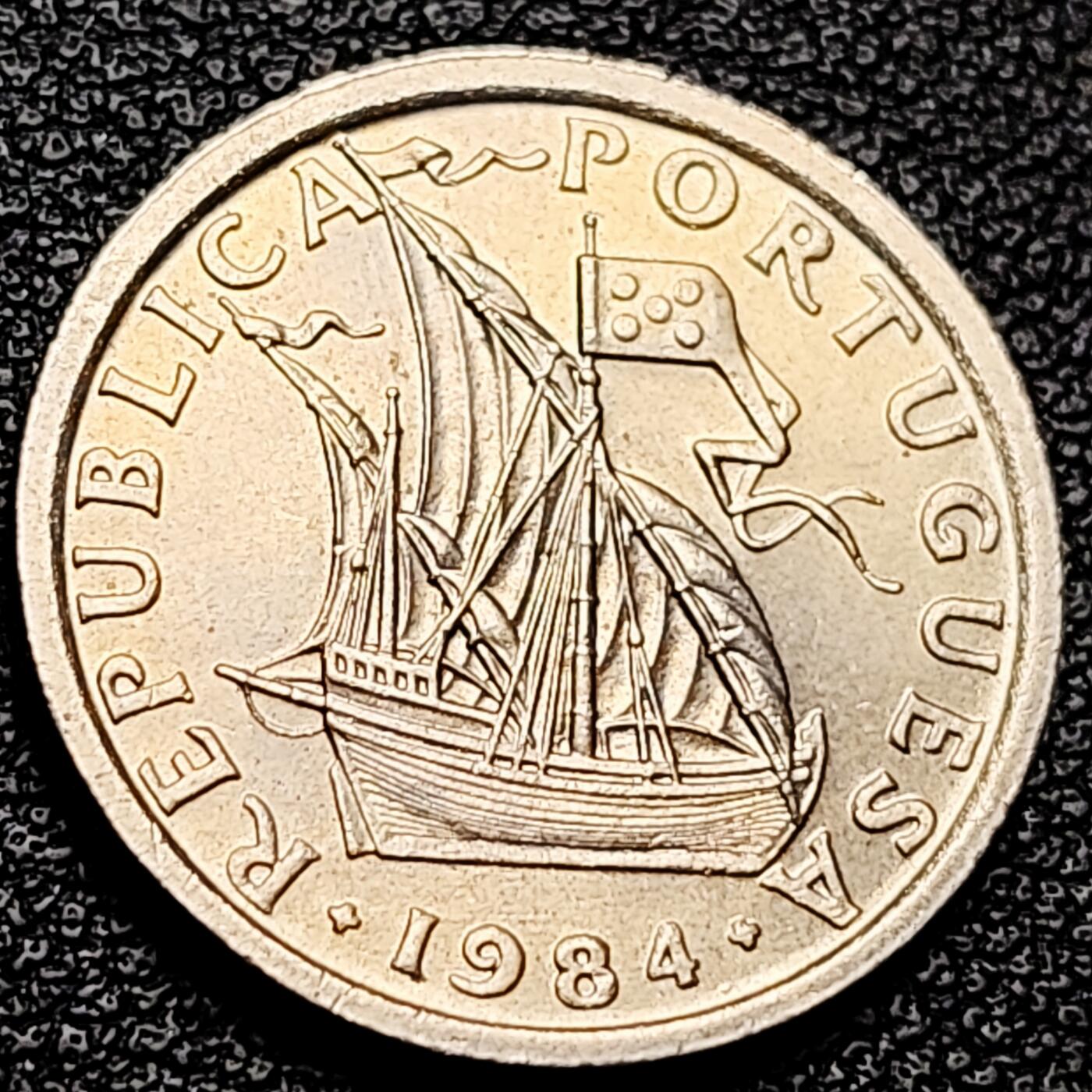 泉币菌-第215场-拍品多 请提前出价（工作最近较忙 发货不及时，望理解） 。