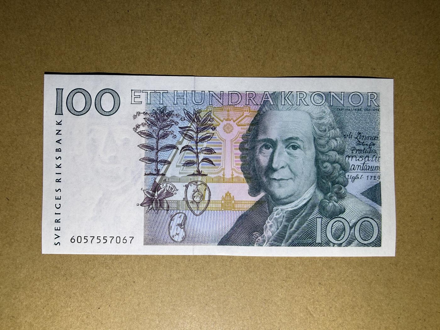 《艾美收藏》第237期-3.22周日外币强钞白金场 瑞典100克朗 UNC 1996年初版 瑞典自然科学家林奈 无4