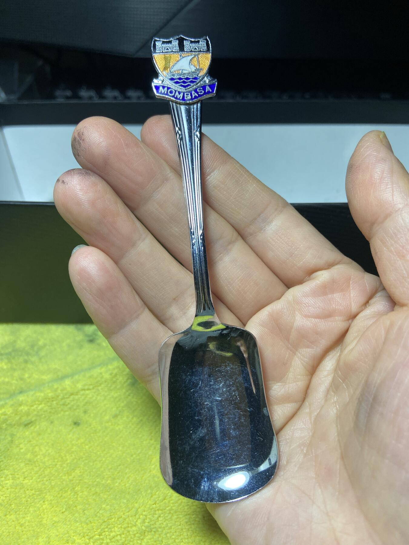 2026年第三十七场(总第二百零六场）德紧纸币特拍场(佣金3%，最低1元) 英属蒙巴萨（MOMBASA）主题珐琅纪念勺