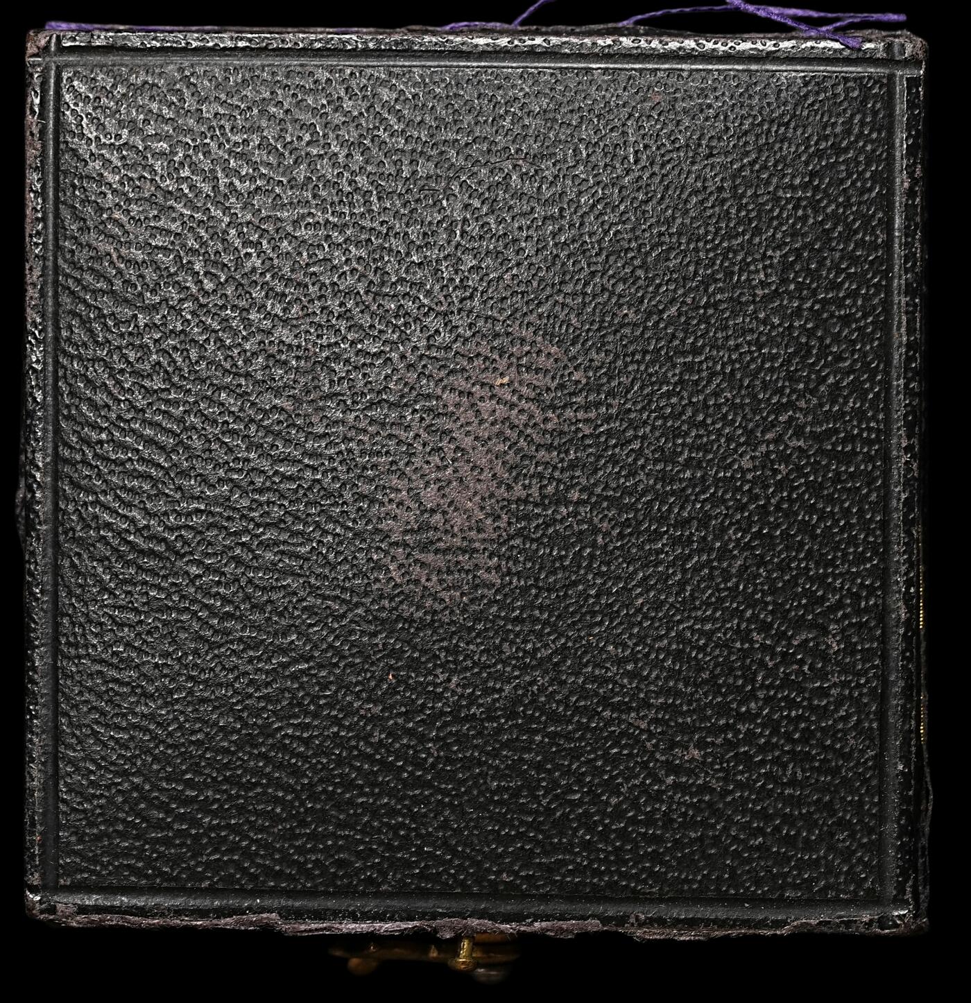 修遠堂世界钱币第108期 1898 年丹麦女子体操协会（DKGF）荣誉奖章，30.30mm，13.00g，原盒有残损