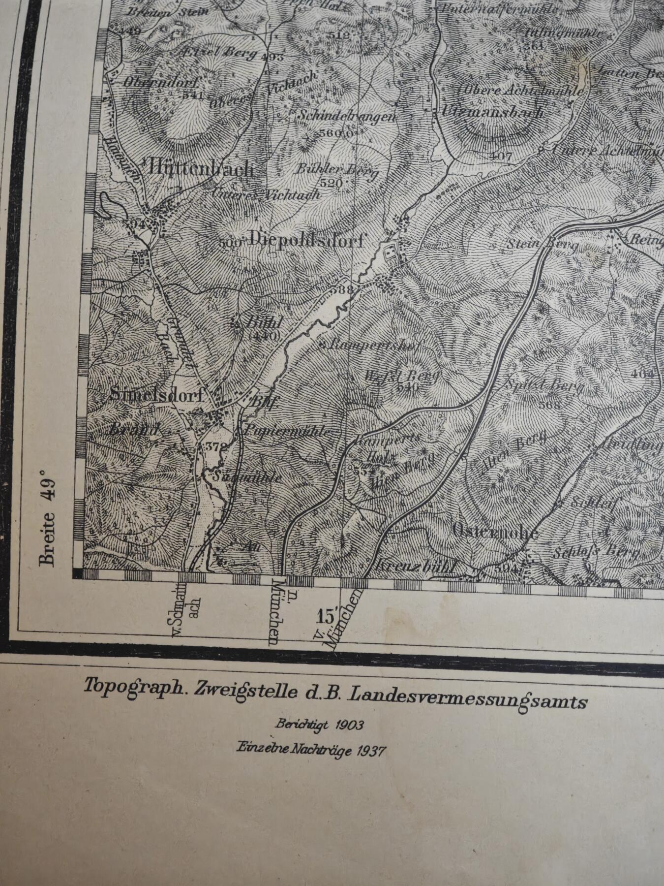 橙子收藏第六期  1881年巴伐利亚 佩格尼茨（西部）地形图  高精度地形图，既承载了19世纪末德国测绘科学的成就，也烙印了纳粹时期的军事扩张痕迹，更见证了二战末期盟军解放南德的历史进程，兼具地理、军事与文物三重价值。   