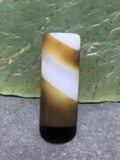 缠丝玛瑙通货直桶，桶珠一个， - 缠丝玛瑙通货直桶，桶珠一个，