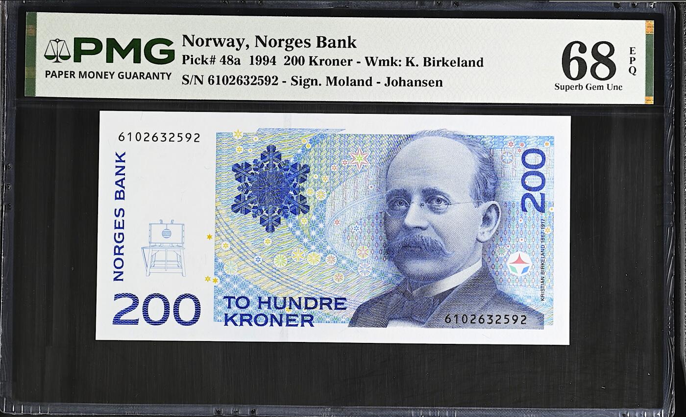 《艾美收藏》第237期-3.22周日外币强钞白金场 挪威200克朗 PMG68E 1994年初版首发年a版 物理学家伯克兰 长号码无47