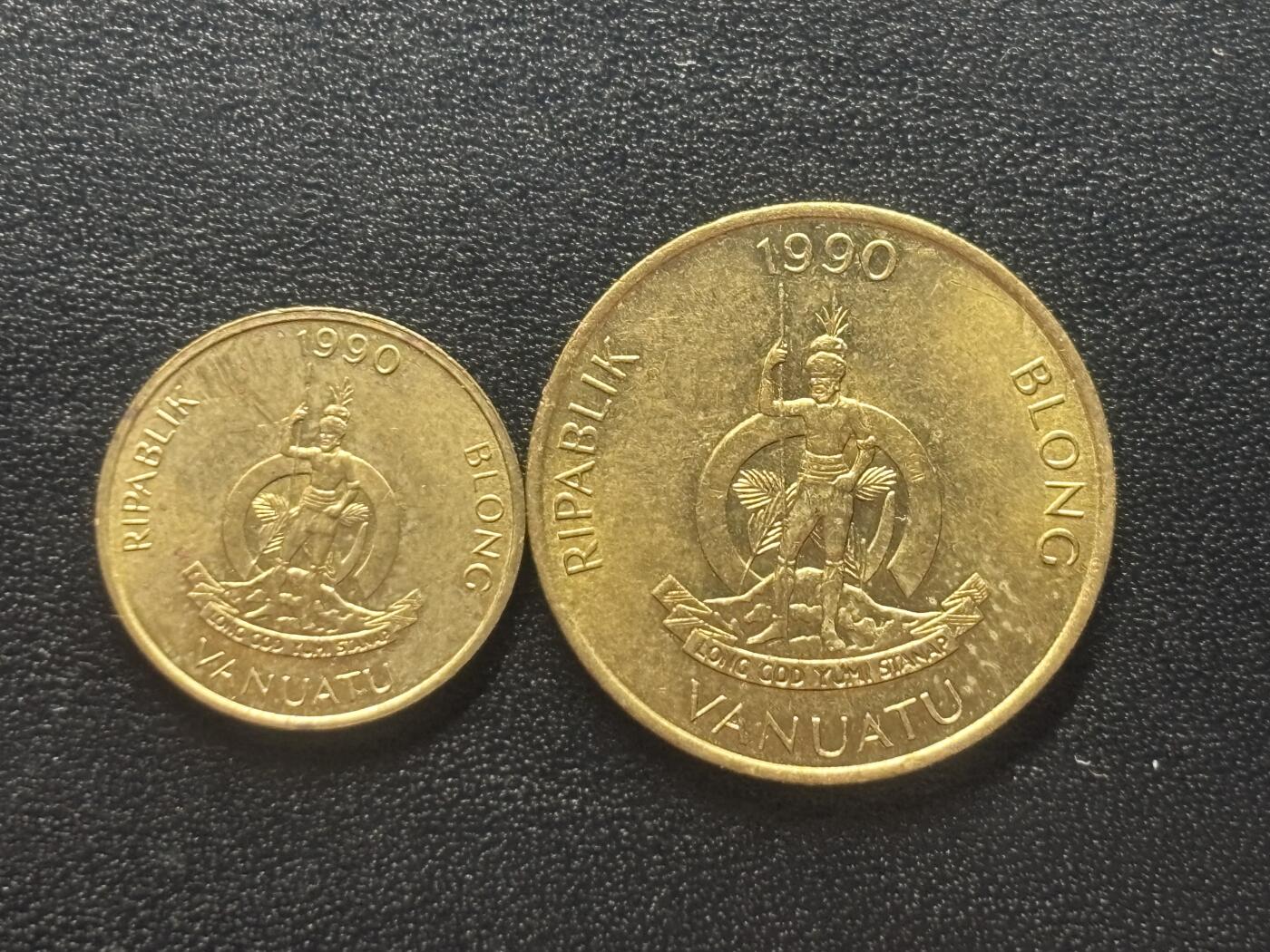 邮泉阁限时拍卖第四十三场（硬币在国外。请付邮费6元。）