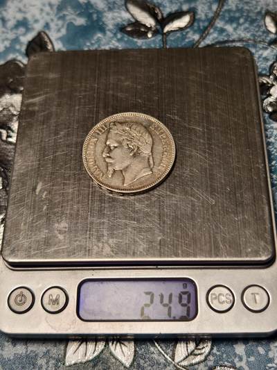 抚柳草堂-第二十六期章牌钱币  奖章勋章 满百包邮 放漏专场 1870法国拿破仑三世5法郎大银币 重24.9g 淡淡的黄油包浆状态不错