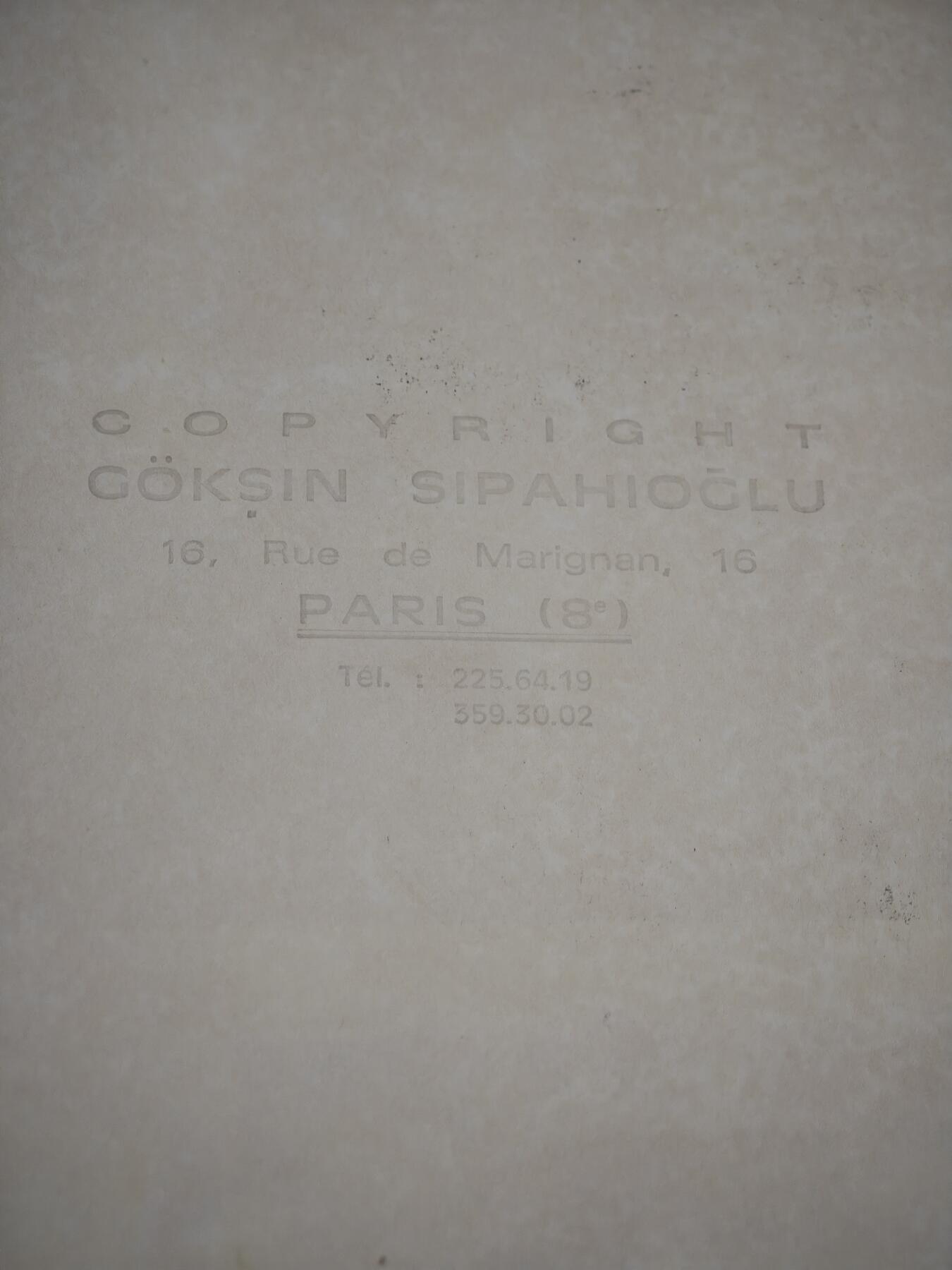 橙子收藏第六期 这是一张冷战“缓和时期”美苏最高领导人勃列日涅夫和尼克松会晤的原版银盐新闻照片，由法国传奇新闻摄影师格克辛·西帕希奥卢拍摄，带有巴黎工作室的版权戳记，是20世纪国际关系史的珍贵视觉见证。