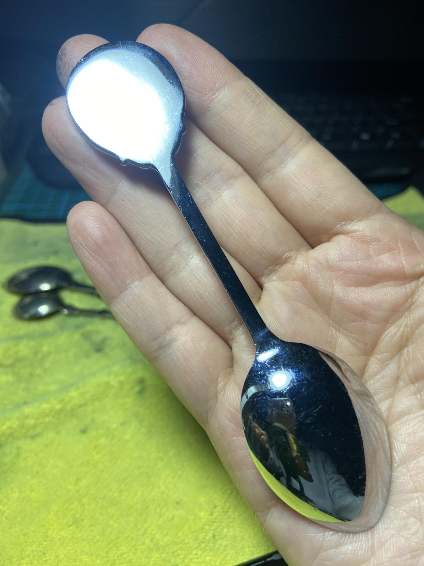 2026年第三十七场(总第二百零六场）德紧纸币特拍场(佣金3%，最低1元) 英国🇬🇧 温莎城堡（Windsor Castle）主题珐琅纪念勺