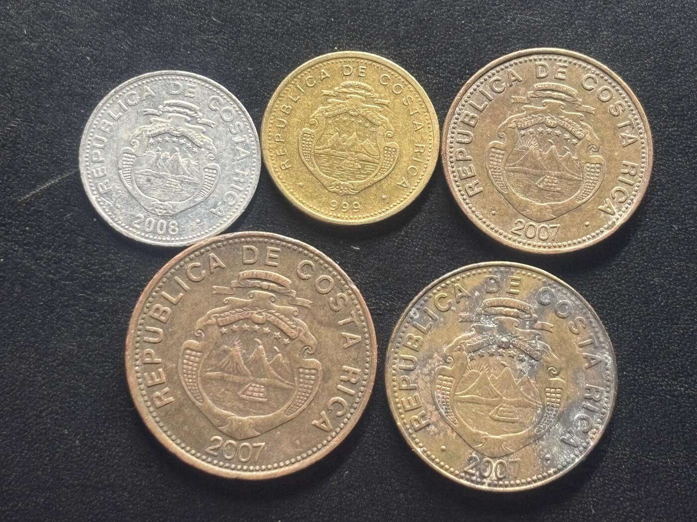 邮泉阁限时拍卖第四十三场（硬币在国外。请付邮费6元。）