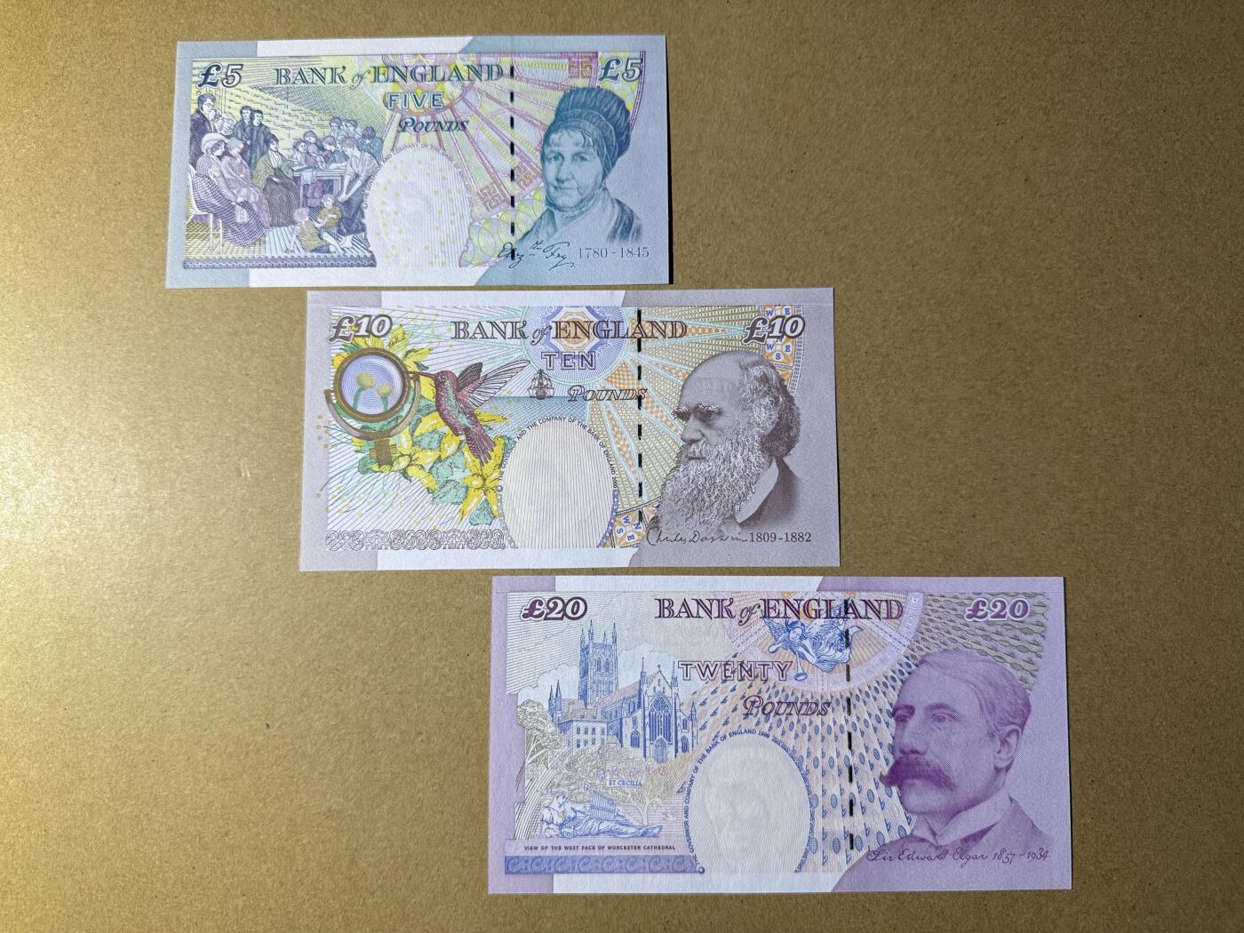 《艾美收藏》第237期-3.22周日外币强钞白金场