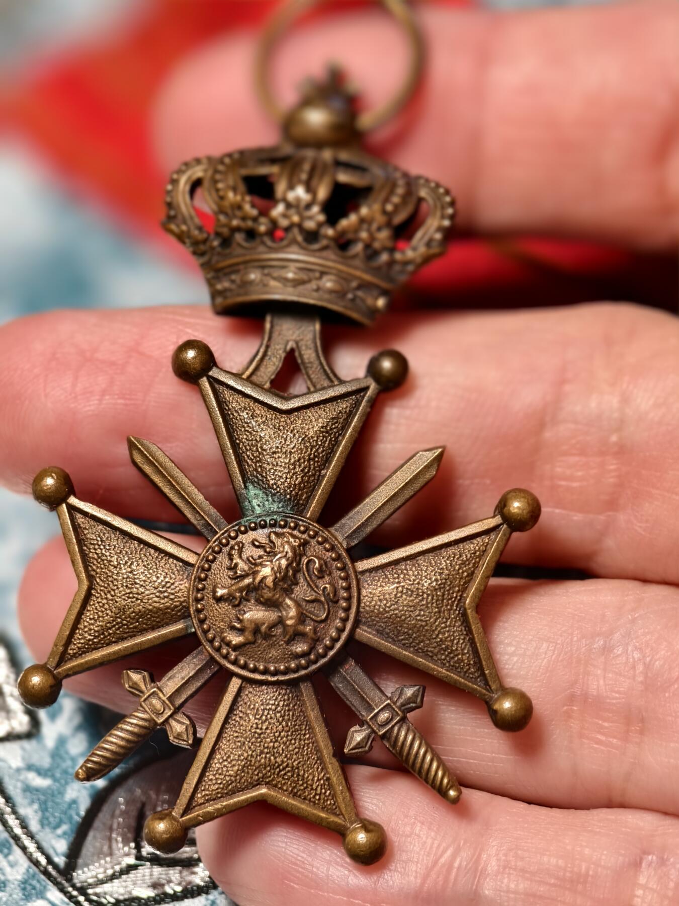 抚柳草堂-第十八期章牌钱币  奖章勋章限时免佣 满百包邮 放漏专场 1915比利时战争十字勋章 一战版本 比利时最具代表性的勋章之一 比利时为表彰战场英勇行为与军事功绩而设立的国家级军事荣誉