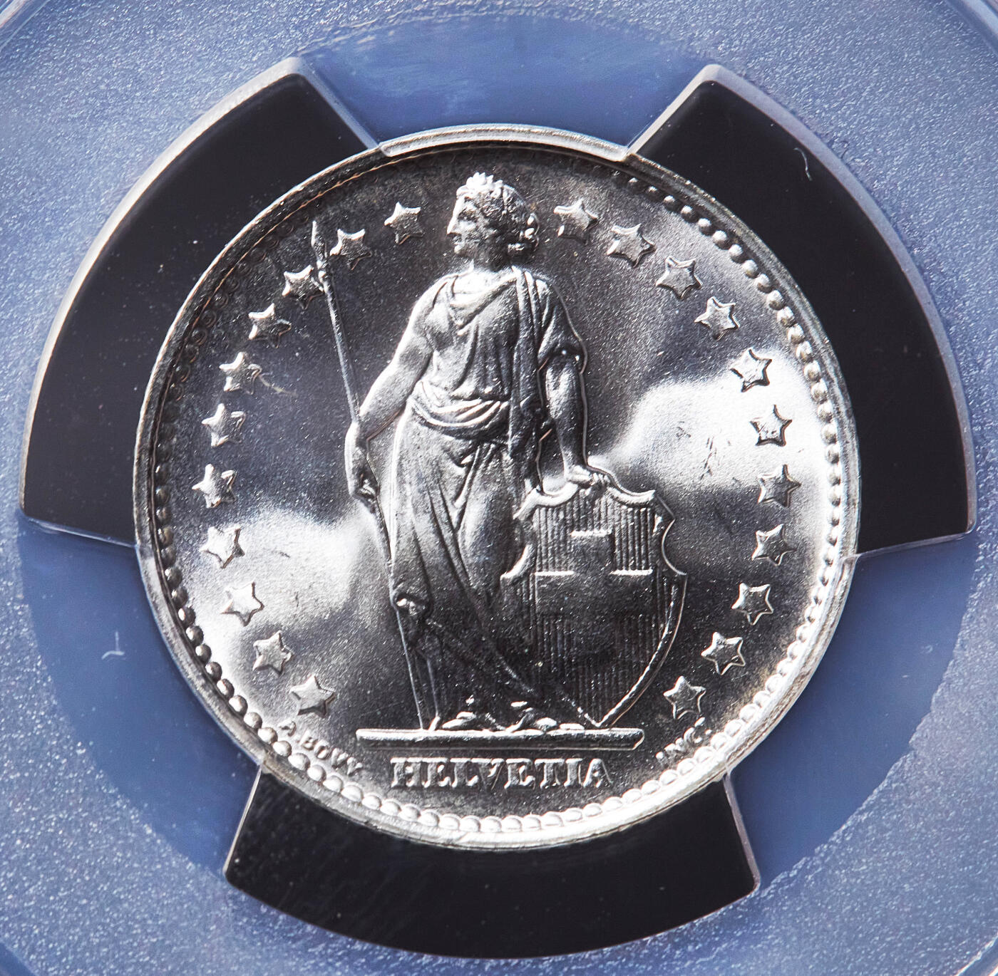 【俄甄集藏】2026年(050)04-01星期三 晚 19:30 全场包邮 瑞士1965-1966年1/2、1、2法郎银币高分3枚一组，PCGS MS67，顶级转光品相