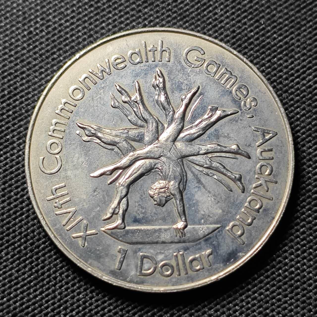 KK钱币收藏小铺   套币专场 2月预留时间 周末发货  新西兰1元克朗形纪念币