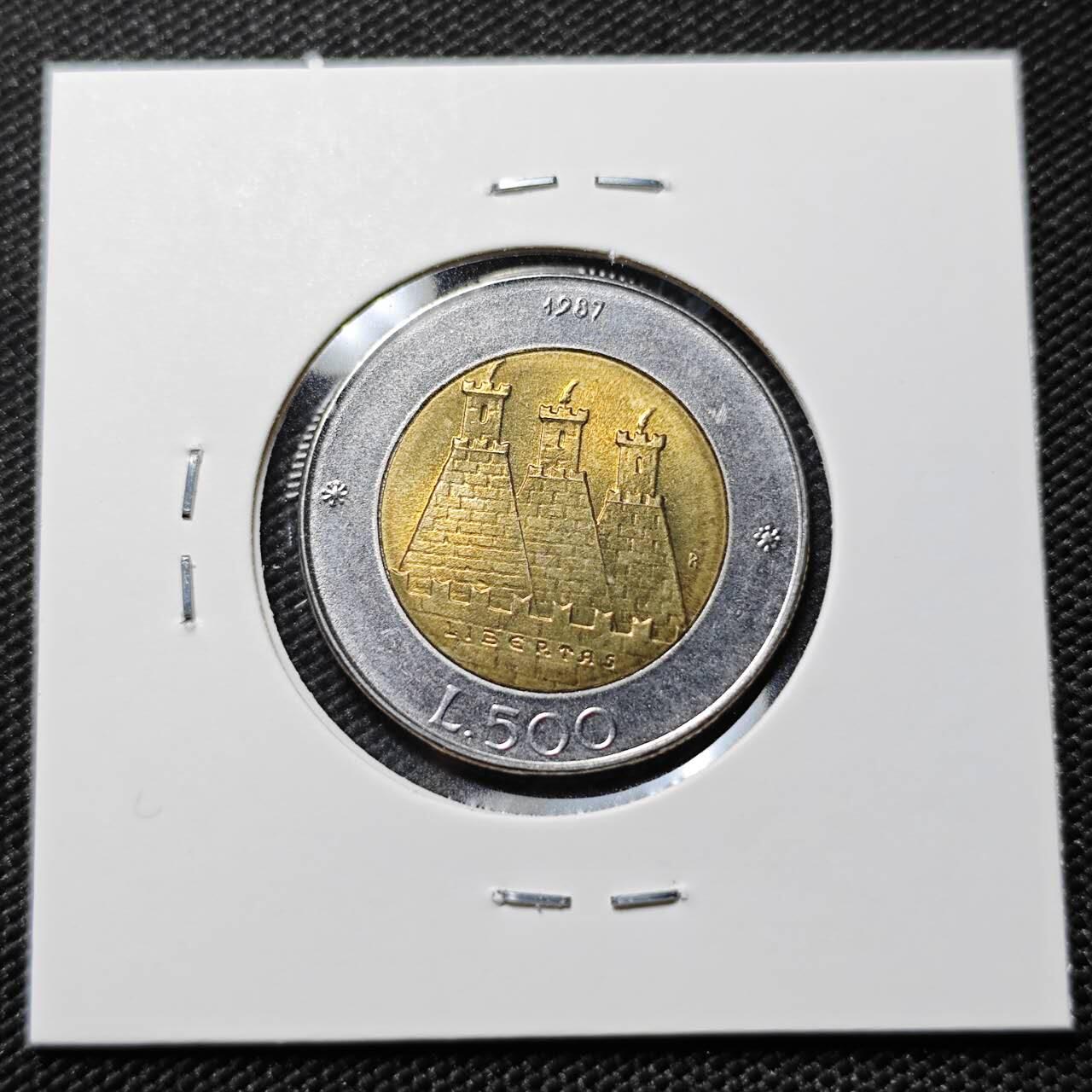 KK钱币收藏小铺   套币专场 2月预留时间 周末发货   圣马力诺500里拉双色币 好品