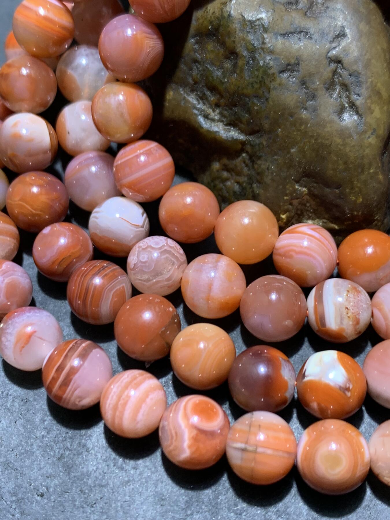 精美红白川料南红玛瑙108手串一条，