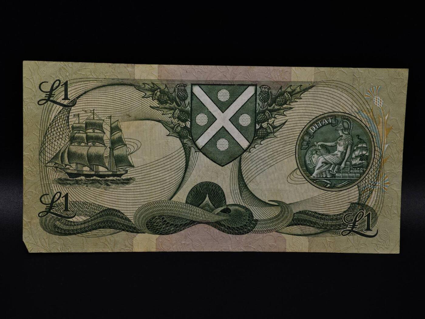  【淘币小摊】限时拍第八百八十二拍   纸币场    每周一统一发货 苏格兰银行1988年1镑纸币【有折】