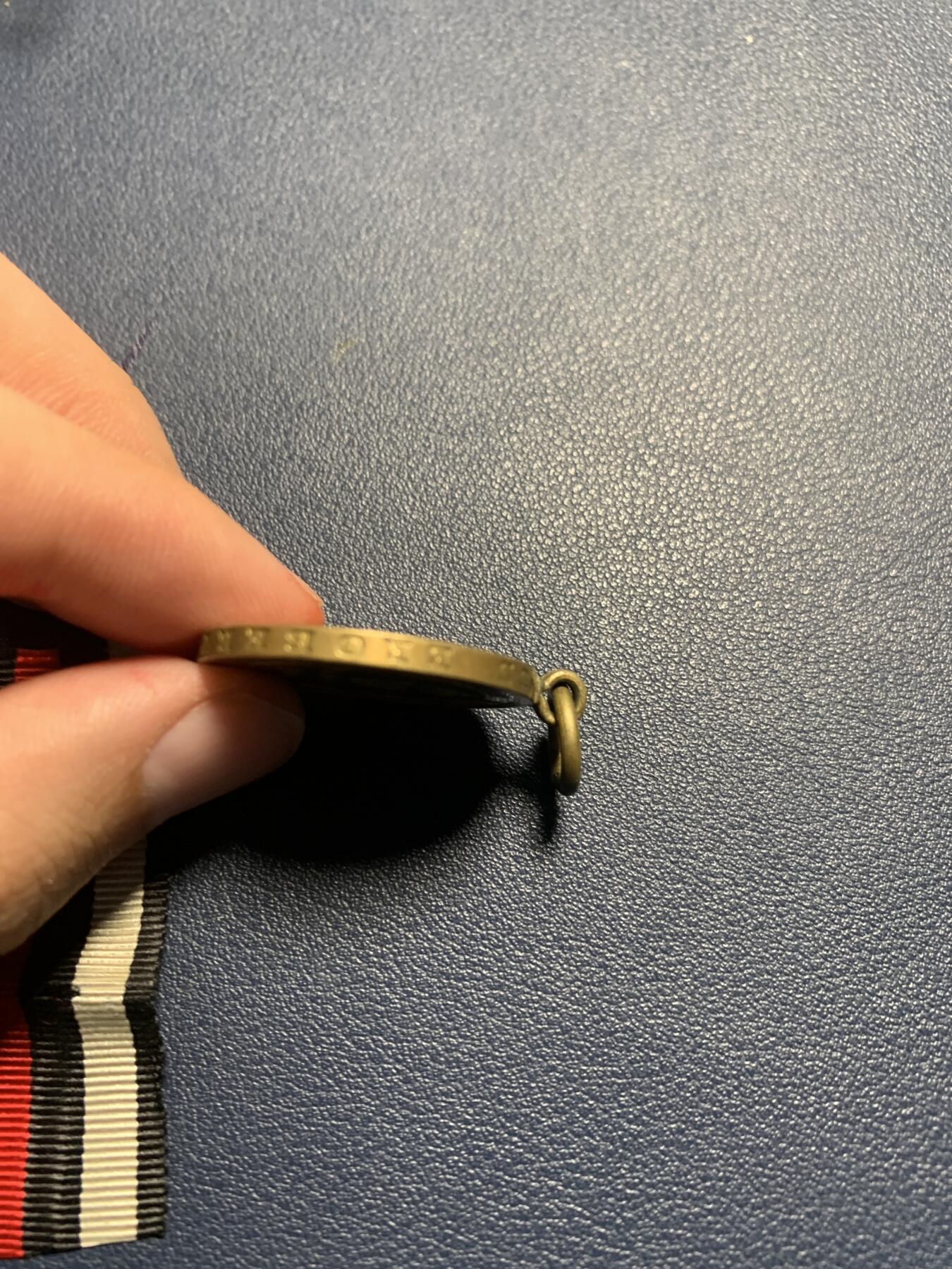 欢度清明，直接出价就行，这场不读秒到点直接结拍。 普鲁士普法战争奖章