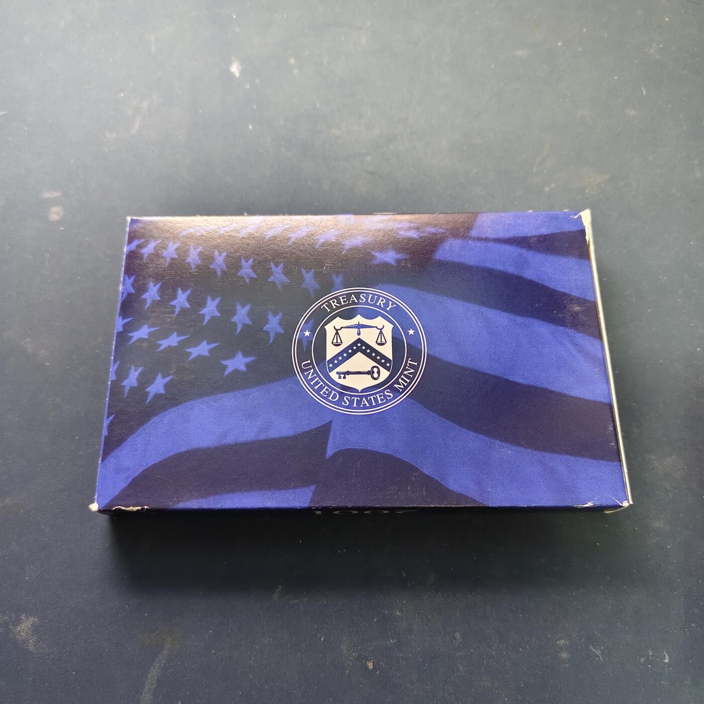 【全场包邮】纯粹捡漏拍515场 美国2000年官方封装精制套币（流通币一盒+州币一盒）-盒证全