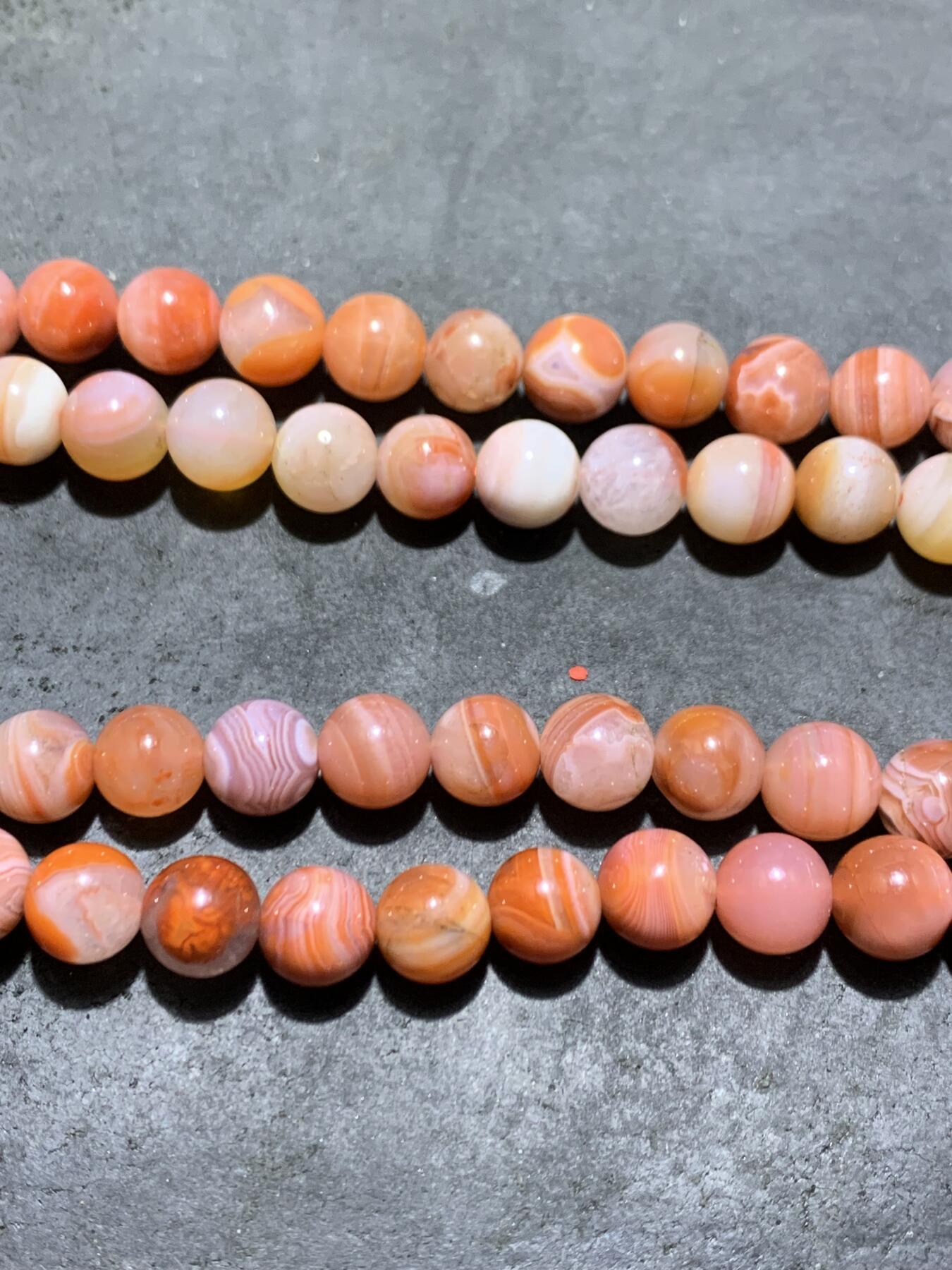 精美红白川料南红玛瑙108手串一条，