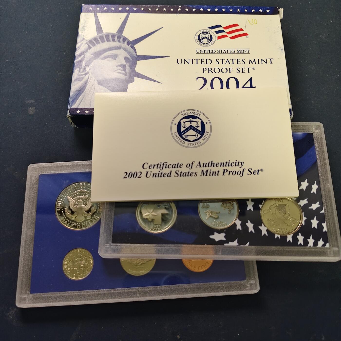 【全场包邮】纯粹捡漏拍515场 美国2004年官方封装精制套币（流通币一盒+州币一盒）-盒证全