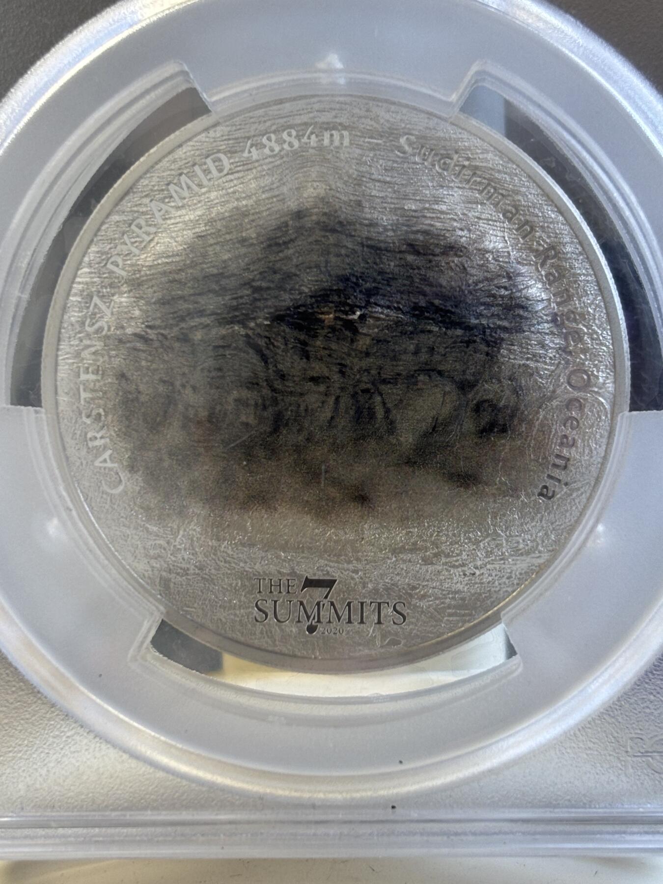 第195期拍卖 库克2020年七大山峰系列查亚峰5盎司彩银币PCGS-MS70，999银，发行777枚