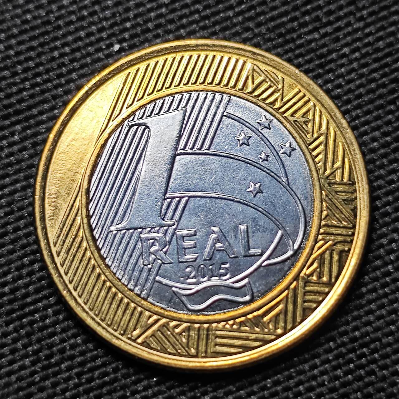 KK钱币收藏小铺   套币专场 2月预留时间 周末发货 巴西1瑞尔双色币纪念币 好品 