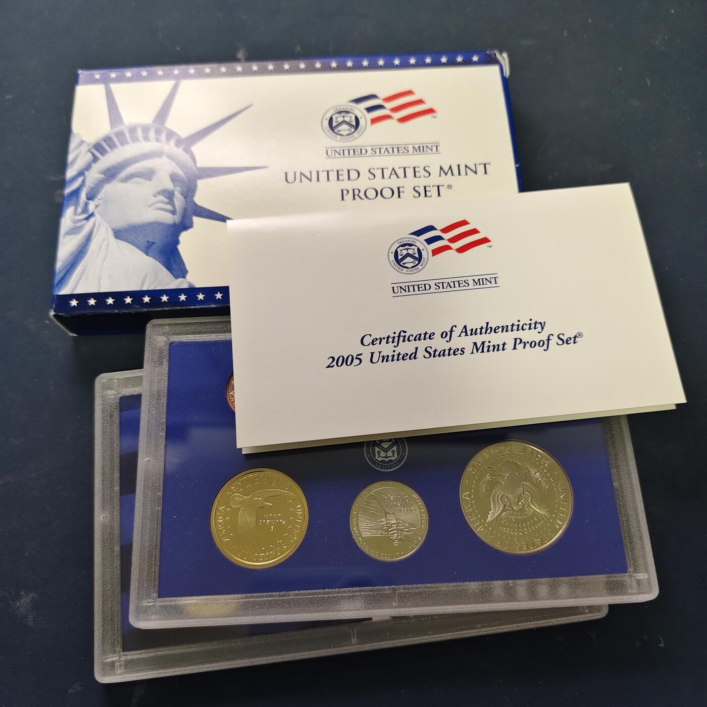 【全场包邮】纯粹捡漏拍515场 美国2005年官方封装精制套币（流通币一盒+州币一盒）-盒证全