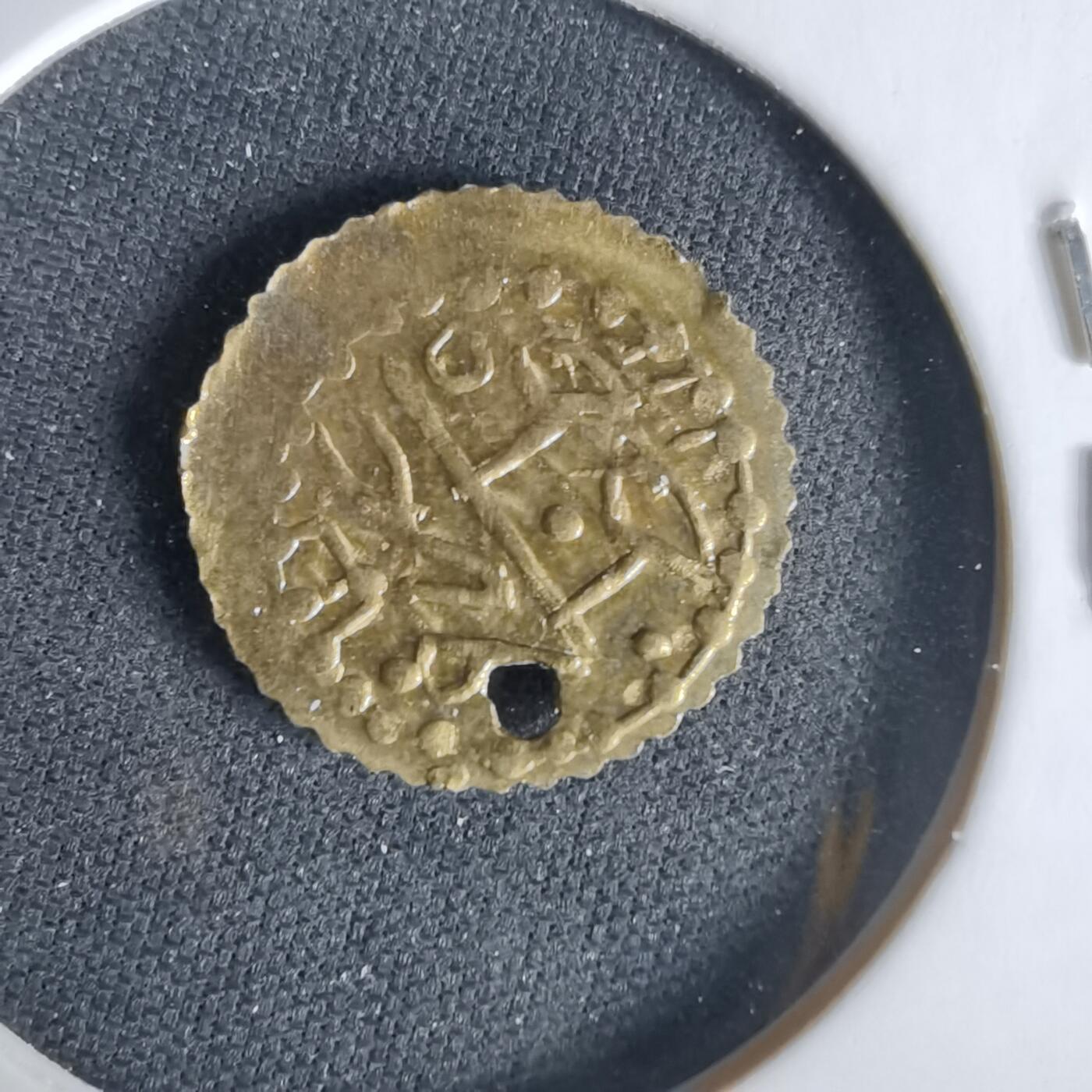 沼泽如烟--第1033场 不认识