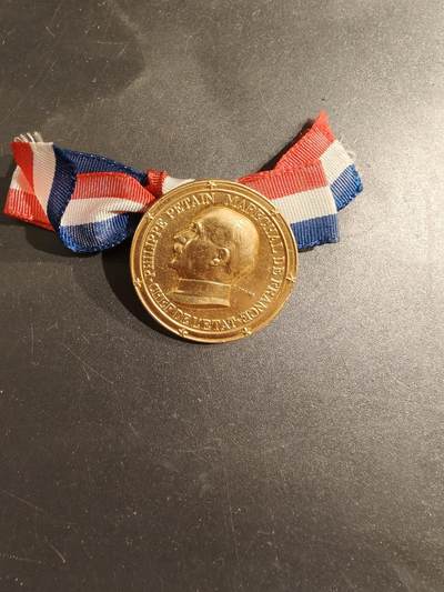 老王徽章第188期 - 法国菲利普·贝当元帅纪念章